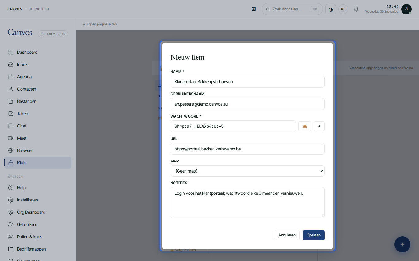 Het formulier Nieuw item met naam, gebruikersnaam, gegenereerd wachtwoord, URL en notities
